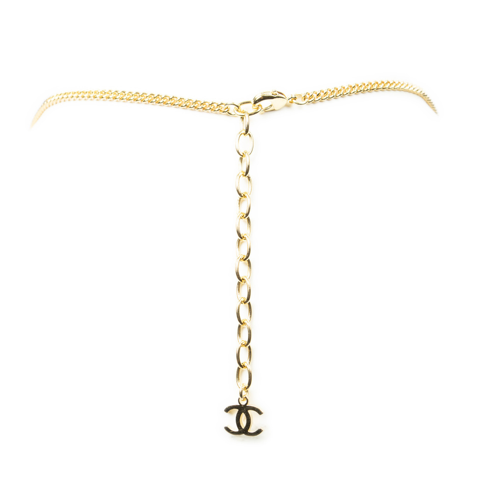 Chanel CC Faux Pearl African Map Pendant Necklace - Picture 3 of 3